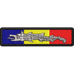 Patch-uri militare  / EMBLEMA CAP DACIC TRICOLOR MOTIVE TRADITIONALE